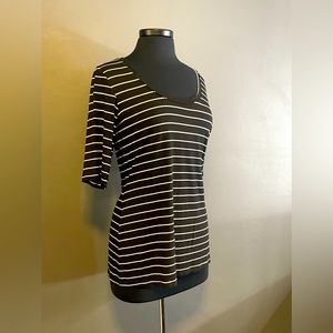 Women top XL with back zipper